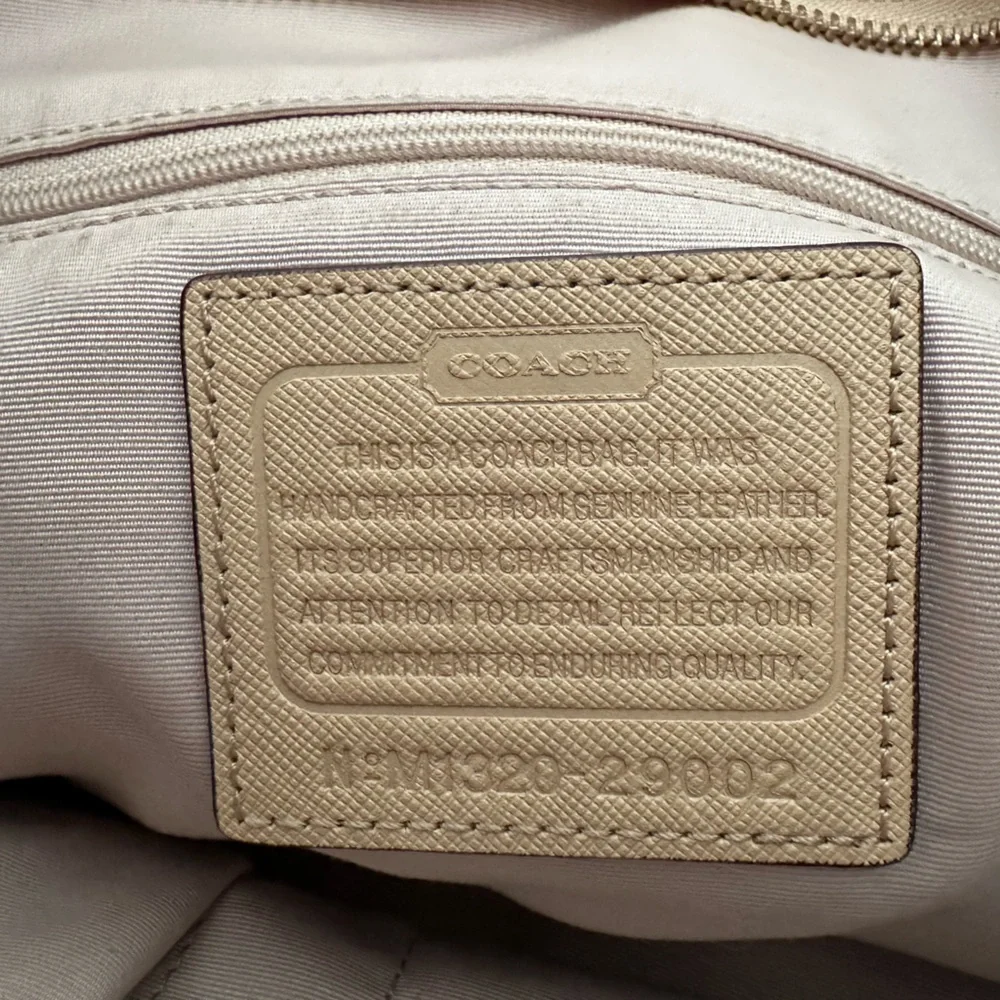 cream-colored coach leather tote bag - Picture 4 of 5